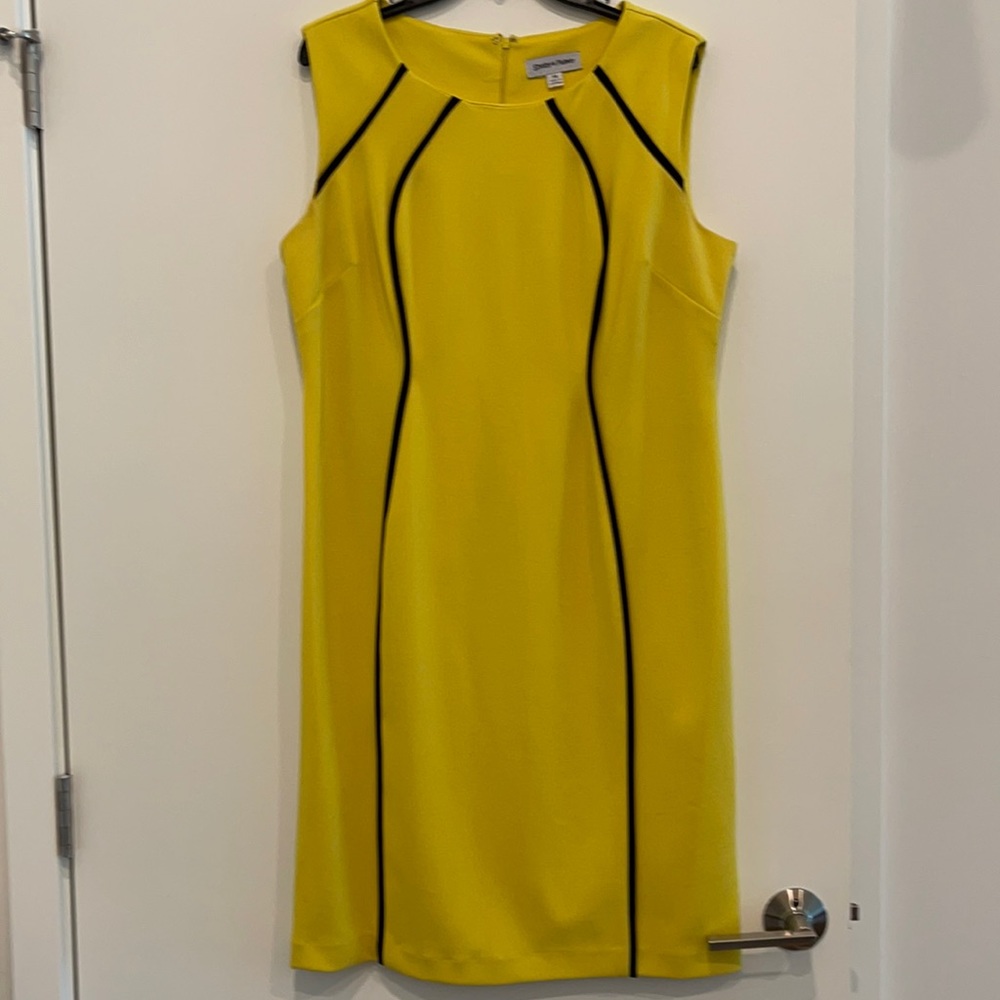 Yellow dress🌼